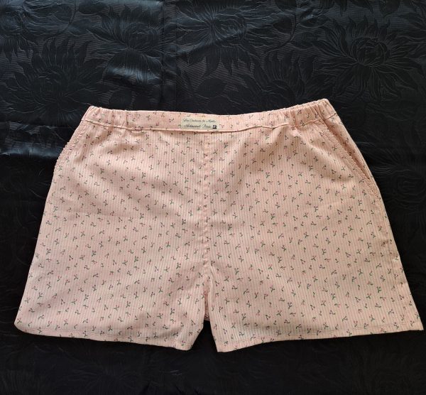 Short blanc en coton fluide, imprimé de petites cerises rouges, taille élastiquée