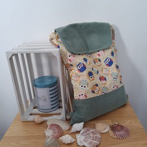 Sac à dos ficelles renforcé en velours vert et aux motifs hiboux