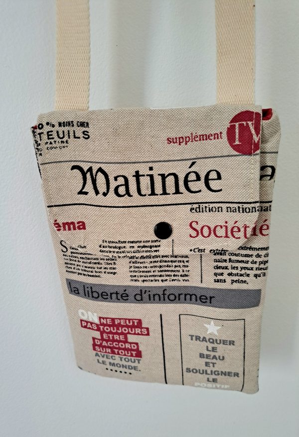 Pochette téléphone en coton imprimé journal