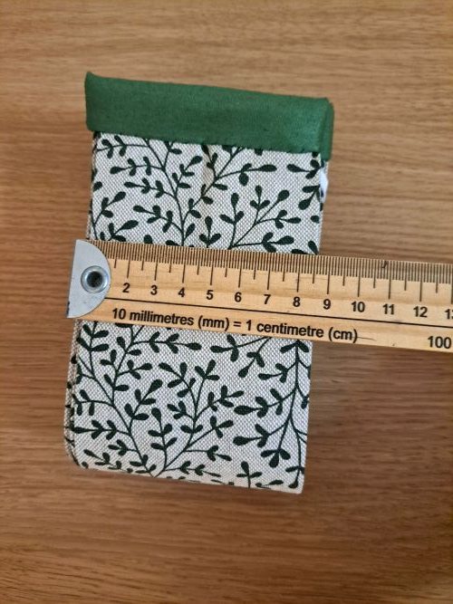 Sac Pli Vite et règle montrant la largeur du sac plié